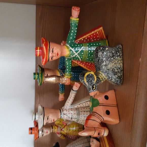 Christmas Vintage Nativity Scene - Picture 3 of 4